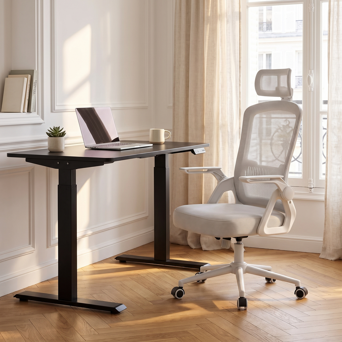 Relève Assise devant un bureau assis-debout
